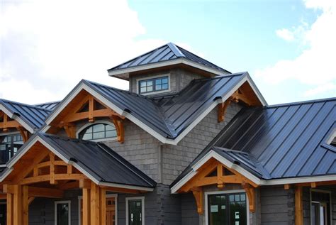 Pros And Cons Of Metal Roofing In Tiny House Construction